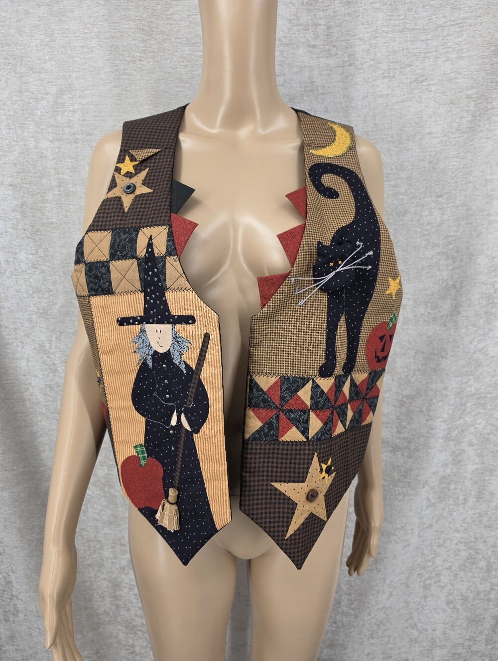 Vintage Handmade Halloween Patchwork Vest 2D Black Cat Witch Broom